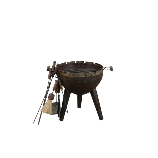 Barbacoa redonda de metal con trípode y juego de accesorios vintage