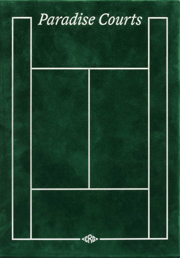Portada de Paradise Courts con esquema de dos canchas de tenis en verde