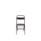 Silla plegable de hierro con asiento oscuro y estructura metálica oscura.