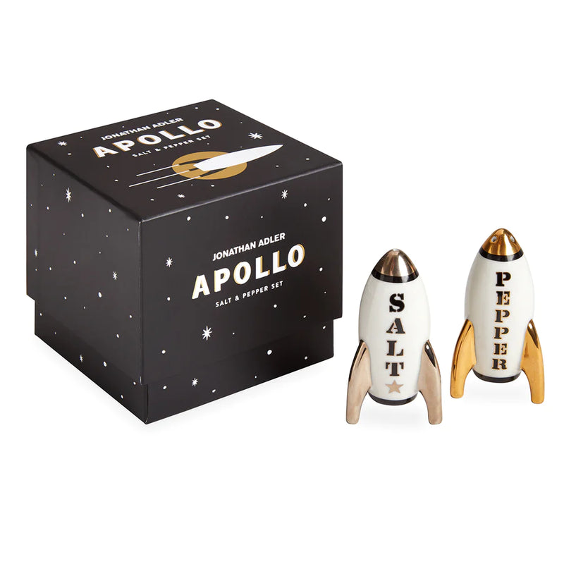 Set salero y pimentero Apolo con caja negra y dos cohetes, letras “SALT” y “PEPPER”
