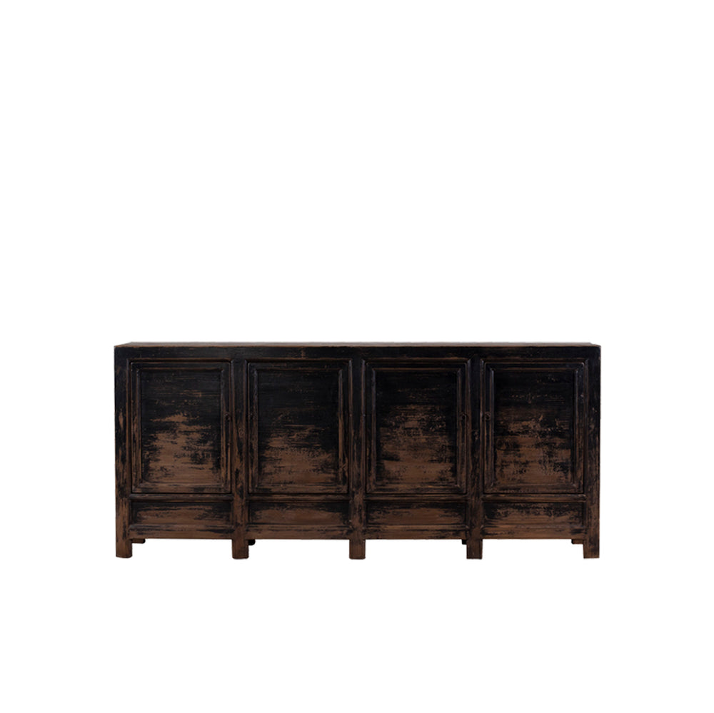 Aparador de madera oscuro con 4 puertas y patas, acabado envejecido.
