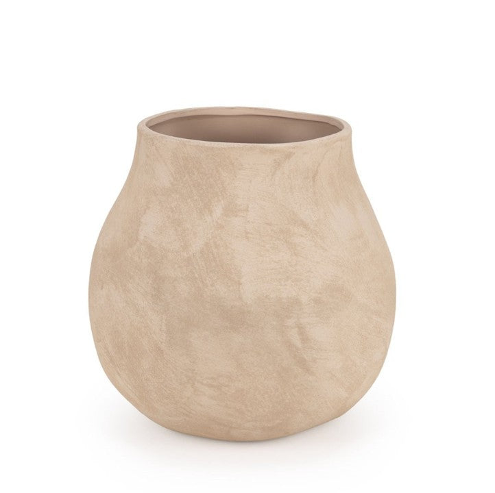 Jarrón de terracota marrón claro con boca ancha y cuerpo redondeado