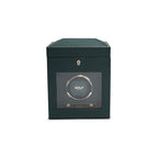 Caja de relojes verde oscuro cerrada con ventana frontal y logotipo WOLF en relieve