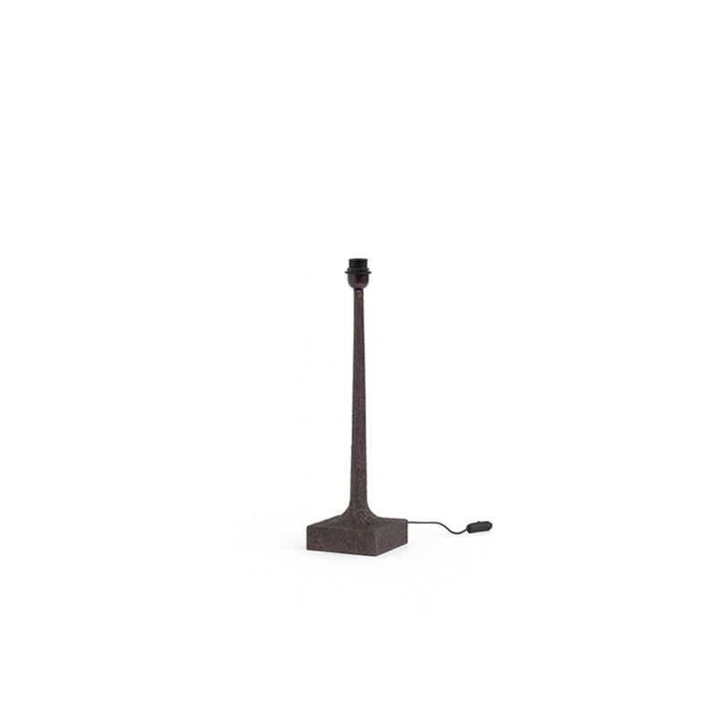 Base de lámpara de sobremesa Finley, soporte alto y cable negro, sin pantalla