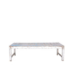 Mesa de centro de madera blanca envejecida, tablero con acabado azul y patas macizas