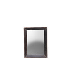 Espejo rectangular de madera con marco oscuro y superficie reflectante