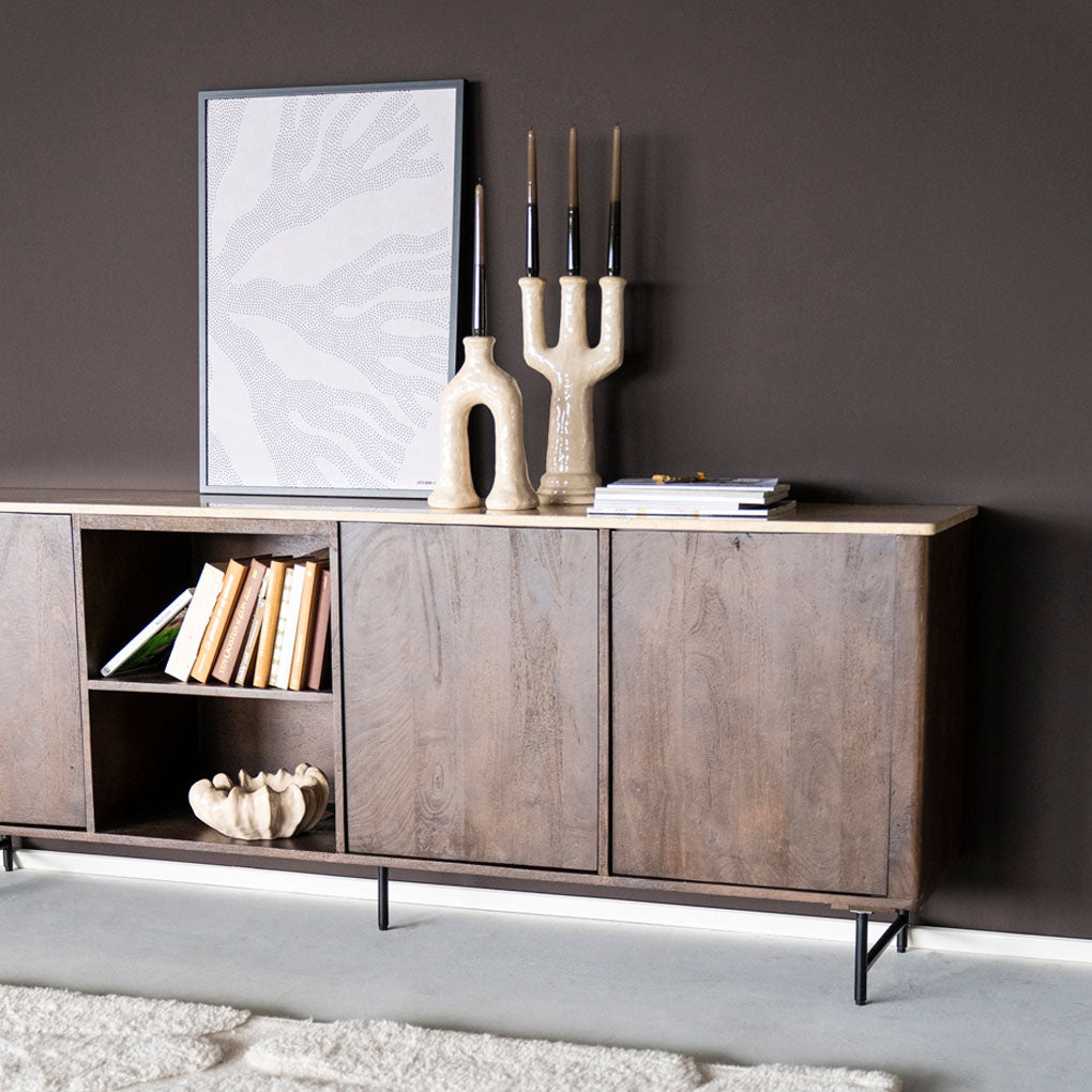Aparador Lio de madera de mango, 3 puertas