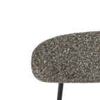 Respaldo de silla Jari en tela gris jaspeada de textura marcada
