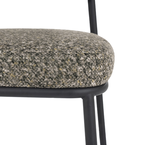 Asiento de silla Jari con borde curvo en tela gris jaspeada y pata metálica negra