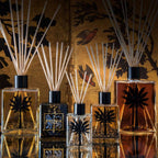 Pack de difusores Ortigia con varillas y frascos transparentes decorados