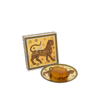 Plato de cristal con jabón sobre base decorada y caja con estampado de leopardo