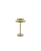 Lámpara de sobremesa Pomm green con pantalla y base de vidrio verde brillante.