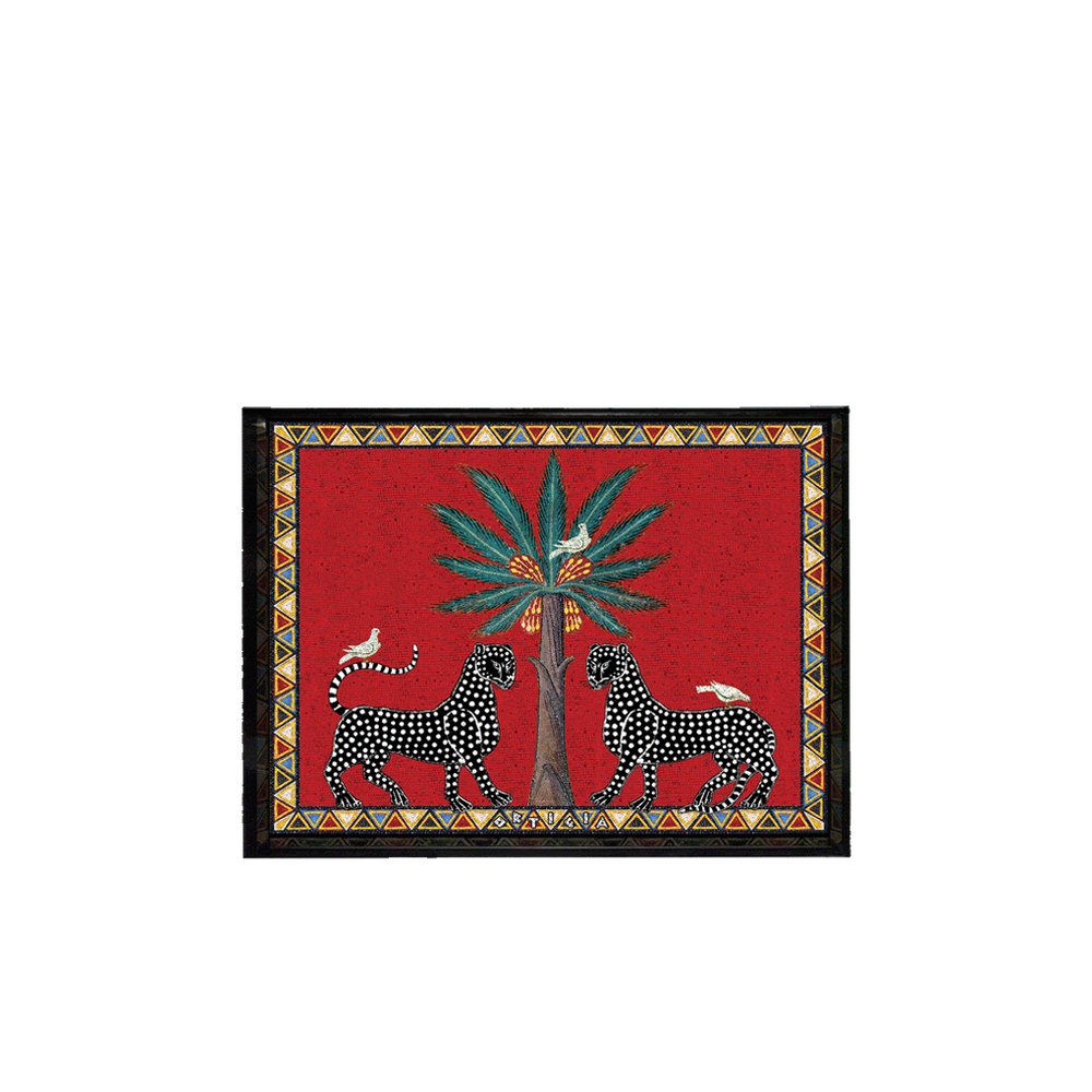 Bandeja lacada con borde de mosaico amarillo y rojo, diseño central de felinos y flor