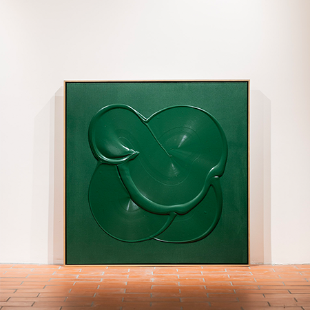 Pintura abstracta enmarcada verde con forma de corazón y líneas, 114x114 cm