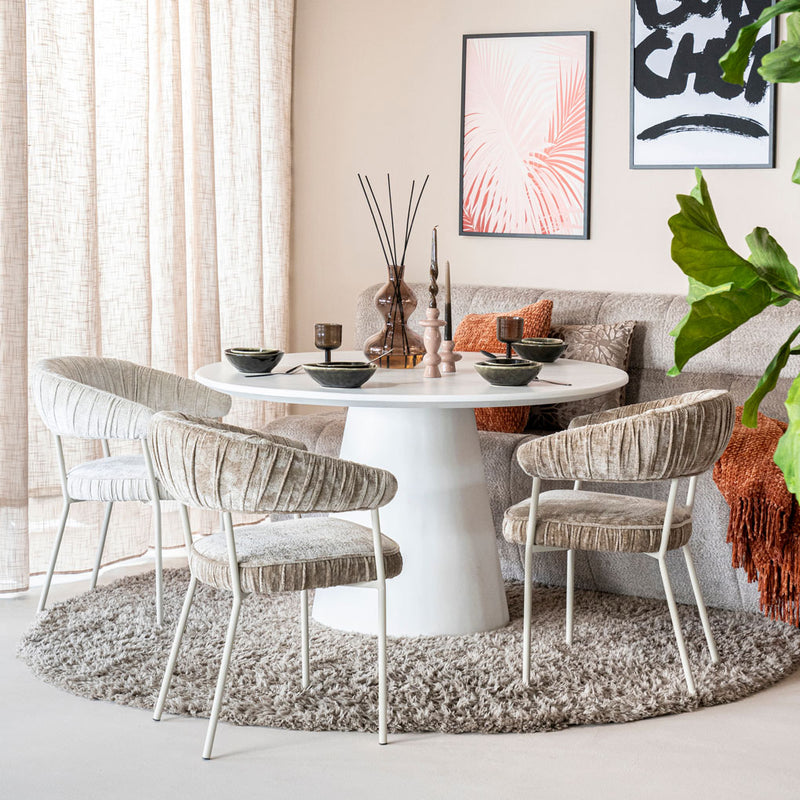 Mesa de comedor redonda blanca con base central para uso en comedor