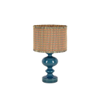 Lámpara azul con pantalla de caña trenzada en beige, azul y rojo