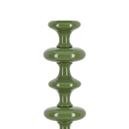 Base de lámpara de pie verde con diseño estriado, vista cercana