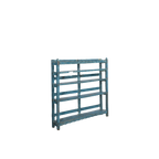 Librería de madera con pátina azul, vista lateral con paneles ranurados