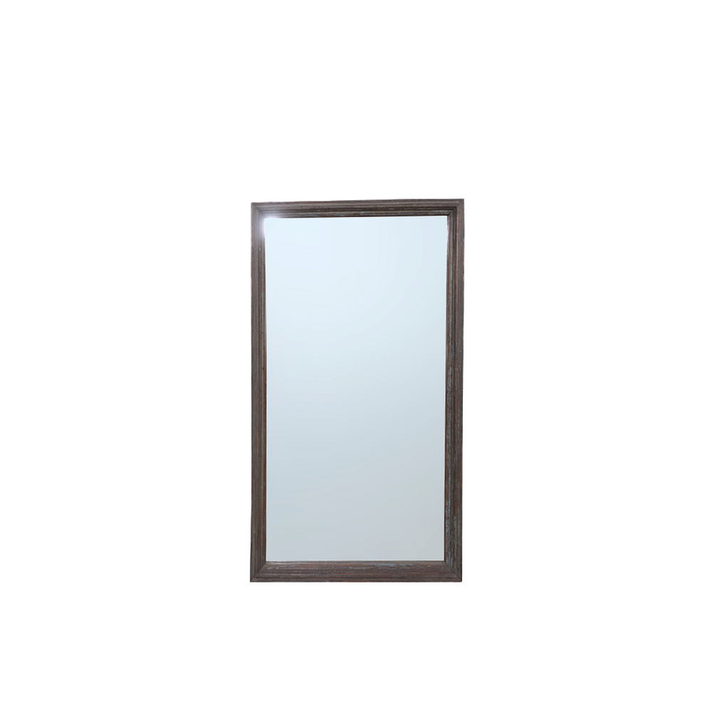 Espejo rectangular con marco de madera oscuro
