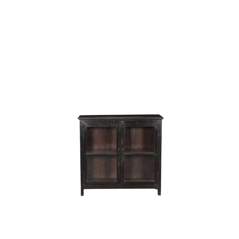 Aparador negro Indian Treasures con 2 puertas de cristal y repisas interiores