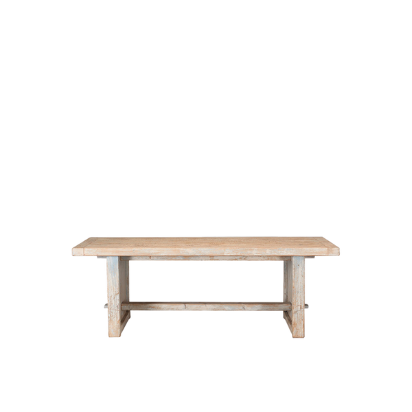 Mesa de comedor de madera Heritage con travesaño inferior y patas cuadradas