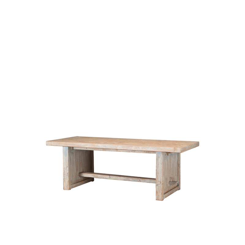 Mesa de comedor de madera Heritage con superficie rectangular y estructura abierta
