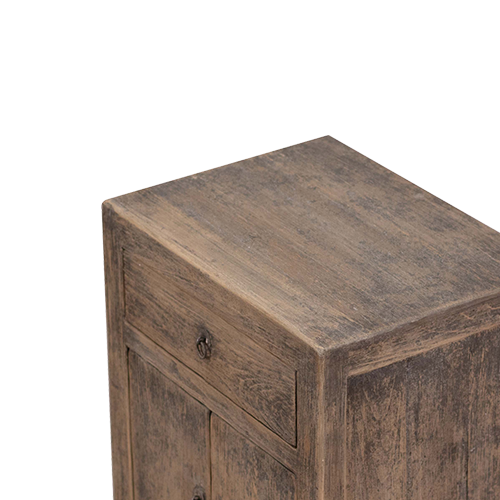 Frente de mesita de noche de madera con tirador de metal y cajón superior