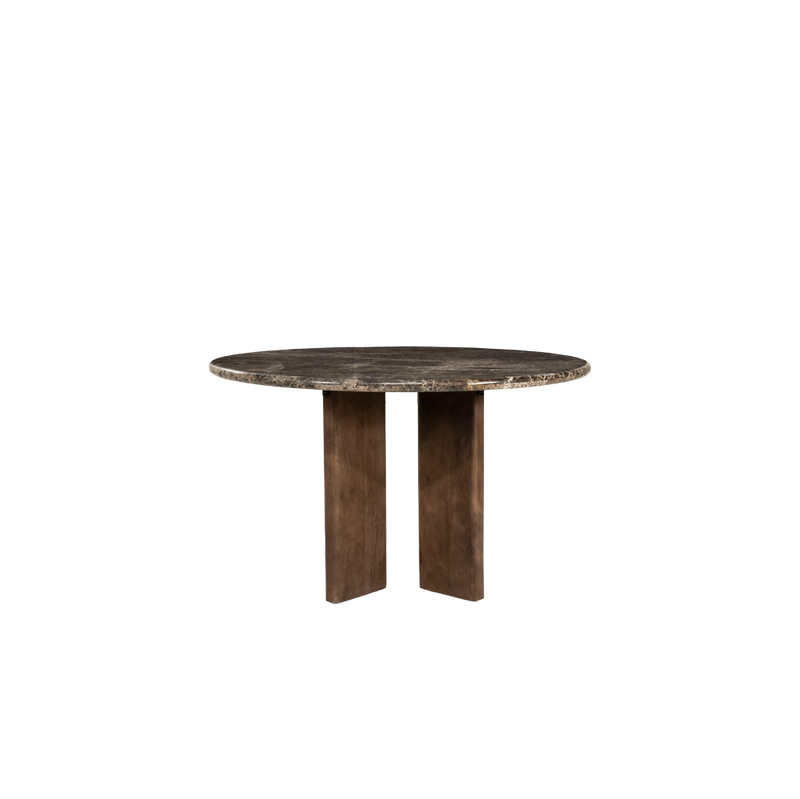 Mesa de comedor redonda con sobre de mármol oscuro y dos soportes de madera