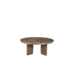 Mesa redonda de mármol con sobre beige jaspeado y patas de madera marrón