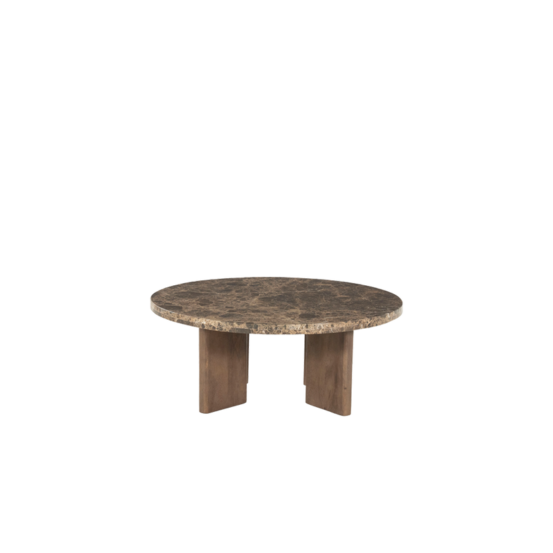 Mesa redonda de mármol con sobre beige jaspeado y patas de madera marrón