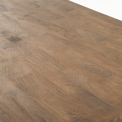 Tablero de mesa de madera natural Edward, textura y vetas de la madera en primer plano