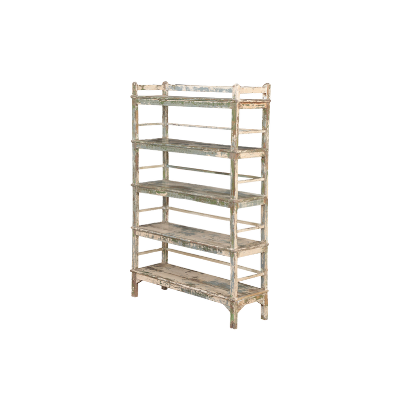 Librería de madera con 5 estantes abiertos, laterales con travesaños y acabado claro