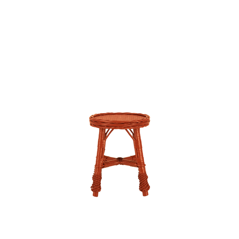 Taburete de mimbre terracota con asiento redondo tejido y patas de listones