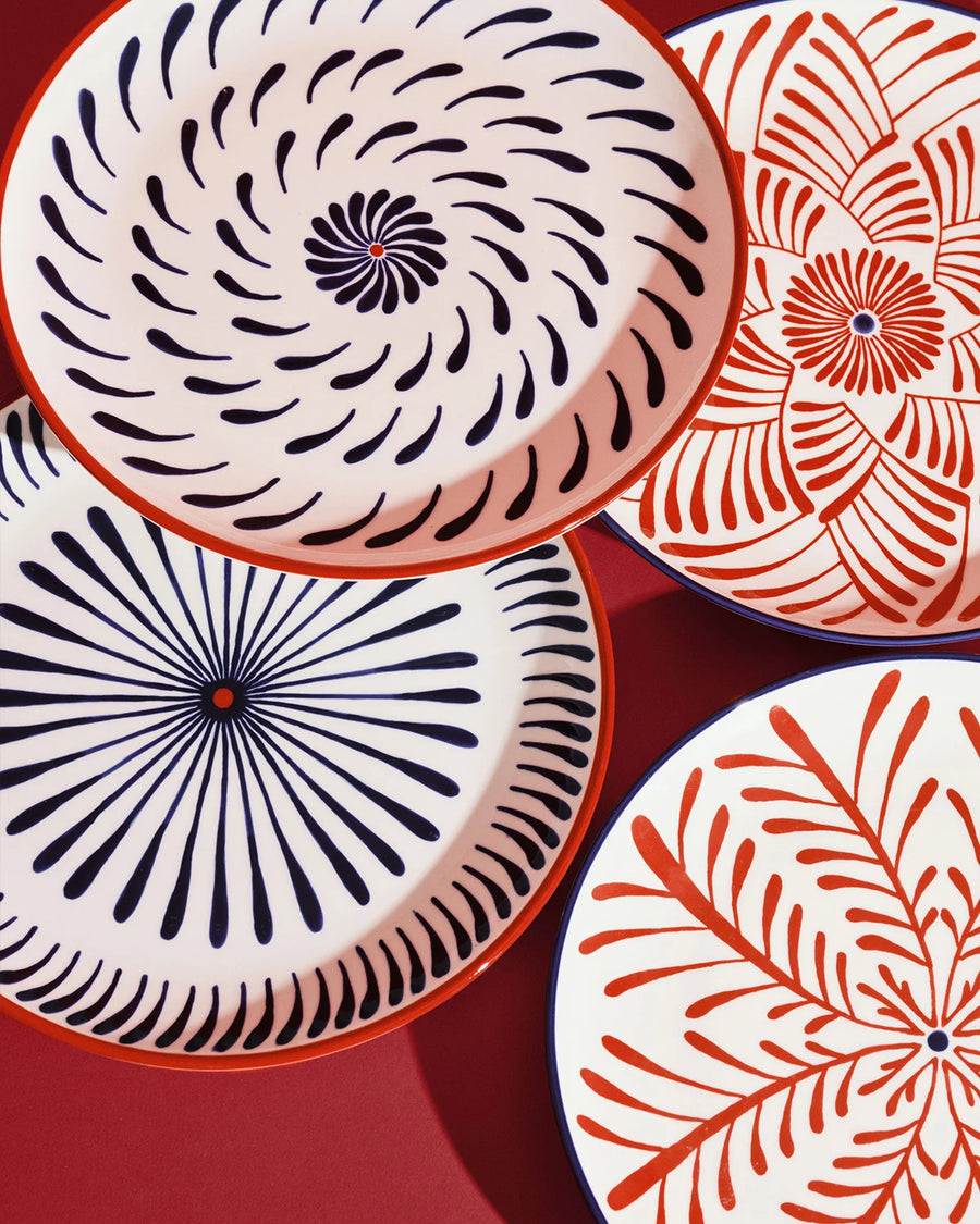 Set 4 platos llanos rojo-azul