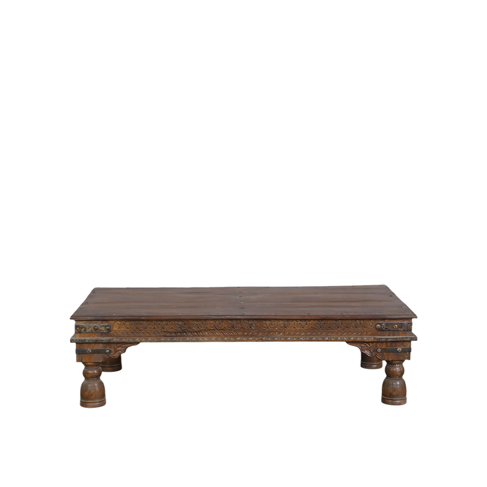 Mesa de centro oriental de madera de teca oscura con patas torneadas