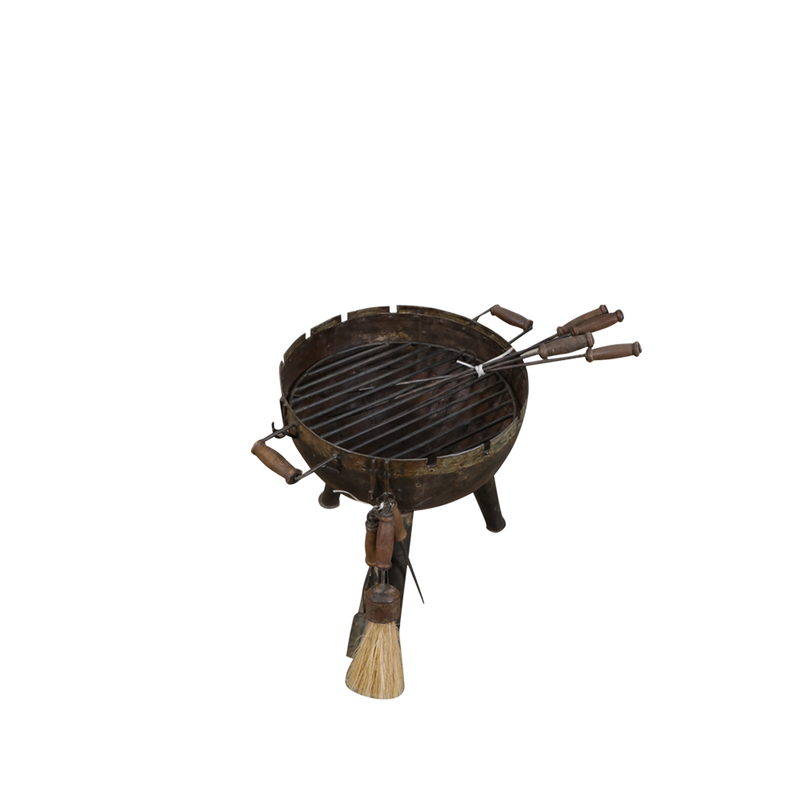 BARBACOA HIERRO C/ACCESORIOS 111