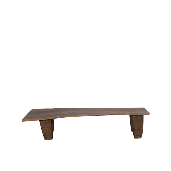 Mesa de centro artesanal de madera oscura con tablero rectangular y 4 patas