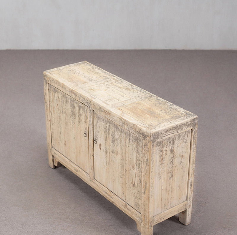 BUFET CHINO 2 PUERTAS 133X40X86H