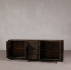 Aparador Heritage de madera con puertas abatibles y 4 cajones; interior visible.