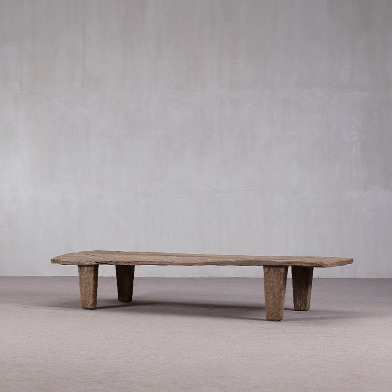 Mesa de centro de madera Heritage con tapa alargada y patas bajas de madera