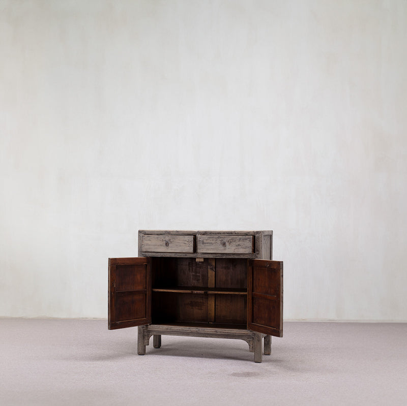 BUFET CHINO PQ 2 PUERTAS/2 CAJONES 107X40X105H