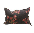 Cojín con funda gris oscura y flores rosas/magenta, diseño floral