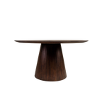 Mesa redonda de madera oscura con pedestal central cónico y tapa amplia