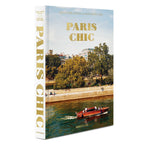 Libro de viaje Paris Chic, portada y lomo con tipografía vertical