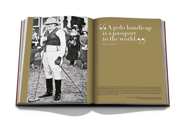 Libro Herencia Polo abierto: fotos en blanco y negro y texto en página derecha