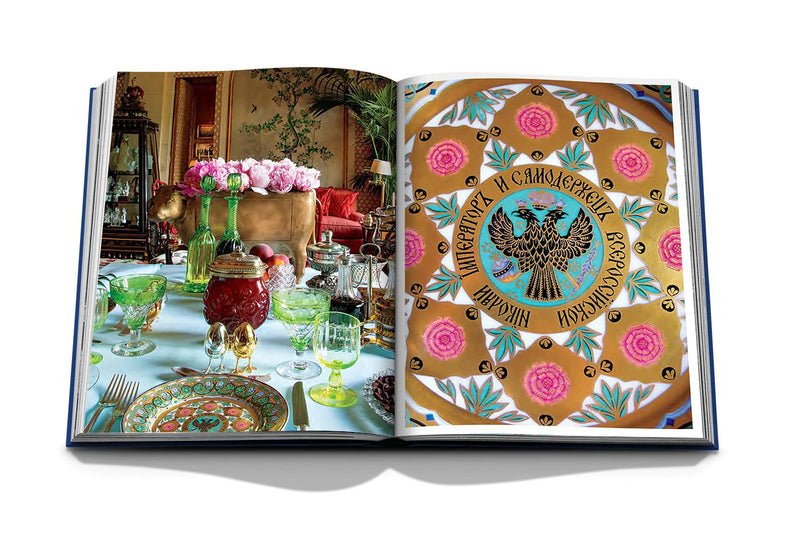 VALENTINO: AT THE EMPEROR´S TABLE