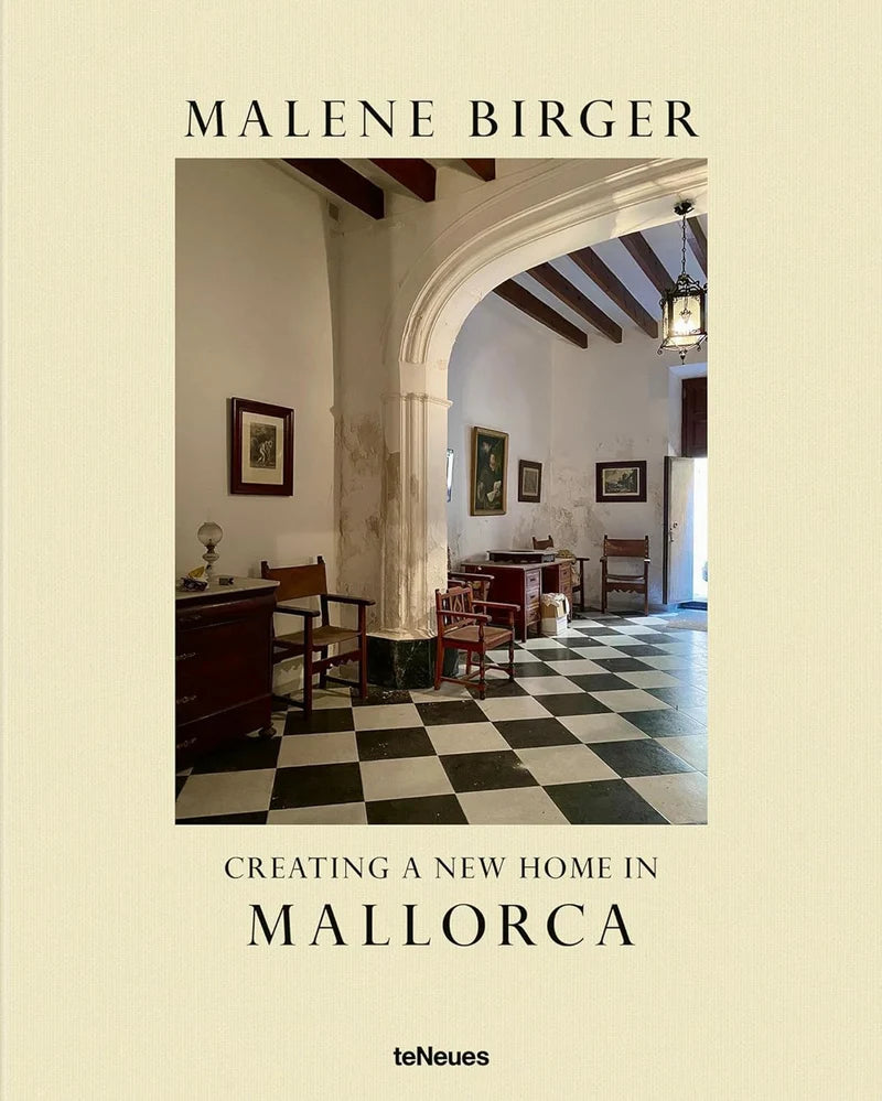 Portada de libro con salón, tipografía “MAL LORCA” y nombre “Malene Birger”