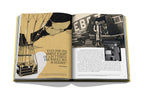 Libro abierto con fotos antiguas en blanco y negro y globos aerostáticos