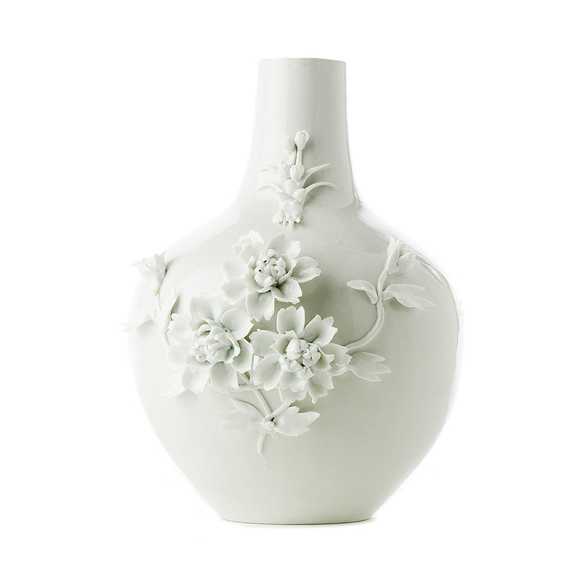 Jarrón de porcelana blanco con flores en relieve 3D y acabado liso